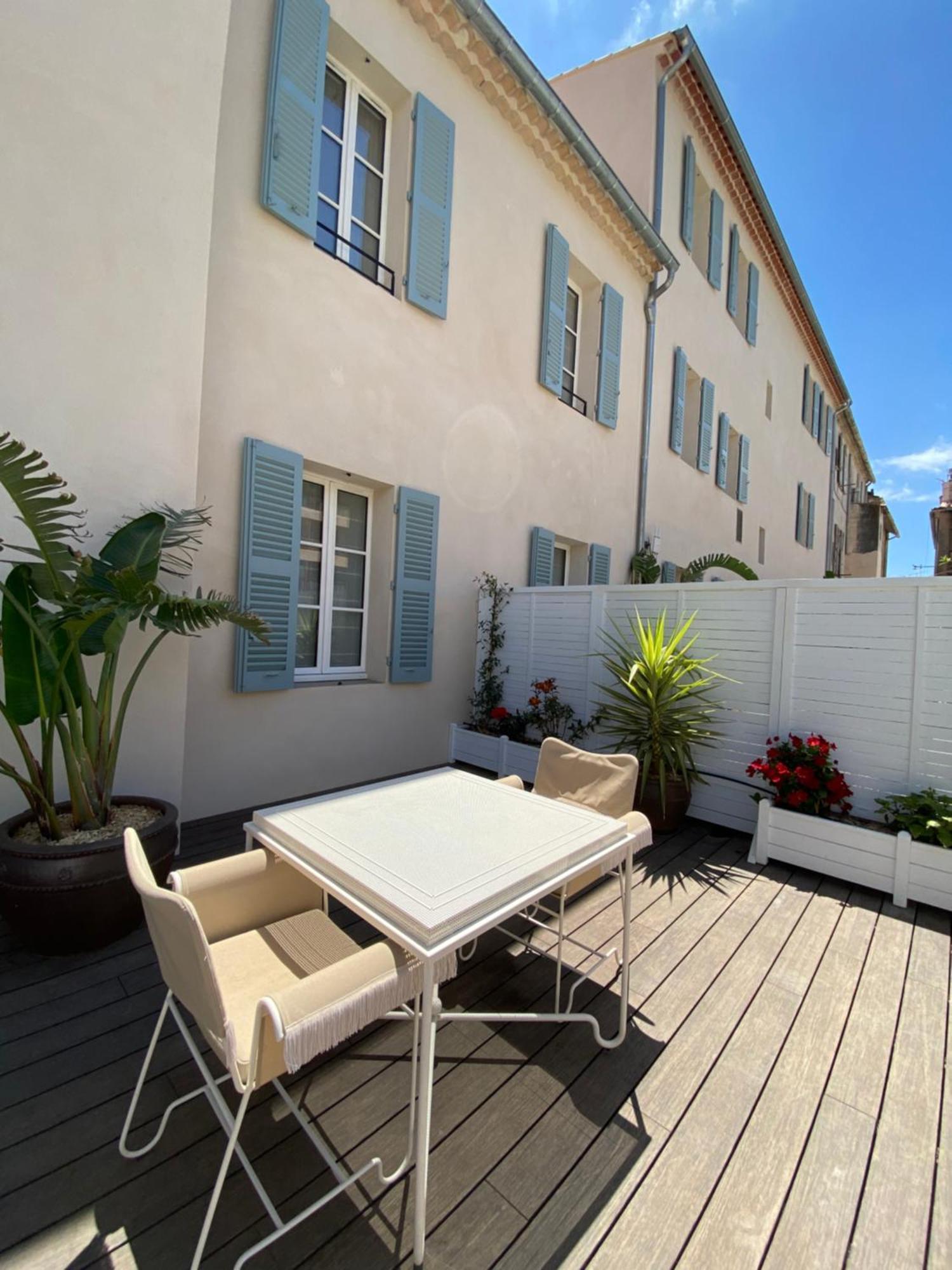 Hotel Lilou Hyères Exterior foto